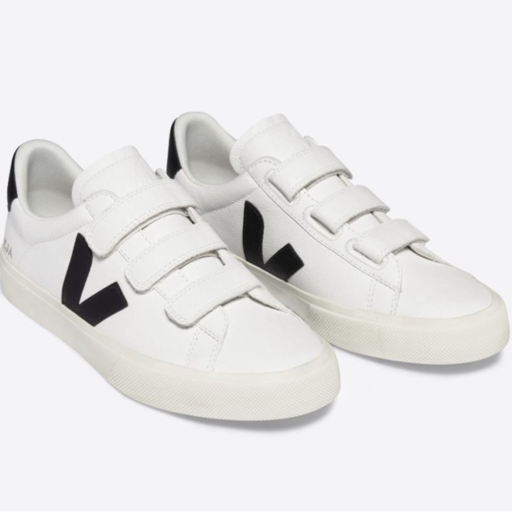 VEJA RECIFE LEATHER WHITE BLACK sneaker